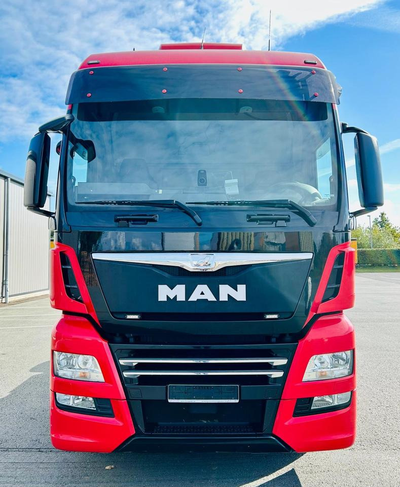 MAN TGX 18.500 4x2 LLS + XXL + Leder + Autom. + Voll-Verkleidung - Trattore stradale: foto 2 MAN TGX 18.500 4x2 LLS + XXL + Leder + Autom. + Voll-Verkleidung - Trattore stradale: foto 2