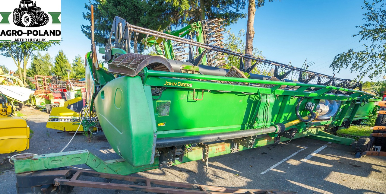 JOHN DEERE 635 R - 10,7 M - 2013 ROK - Barra di taglio per grano: foto 1 JOHN DEERE 635 R - 10,7 M - 2013 ROK - Barra di taglio per grano: foto 1