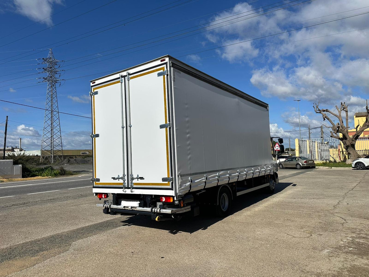 DAF LF 45.250 - Camion centinato: foto 5 DAF LF 45.250 - Camion centinato: foto 5