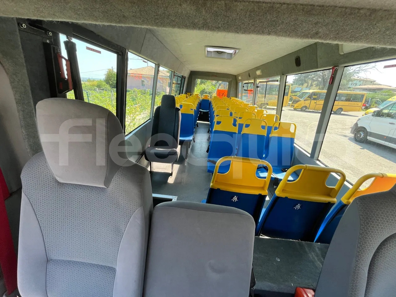 Scuolabus Isuzu P65: foto 14 Scuolabus Isuzu P65: foto 14