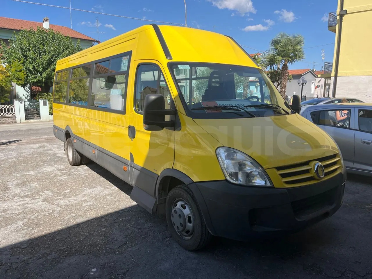 Iveco Daily - Scuolabus: foto 1 Iveco Daily - Scuolabus: foto 1