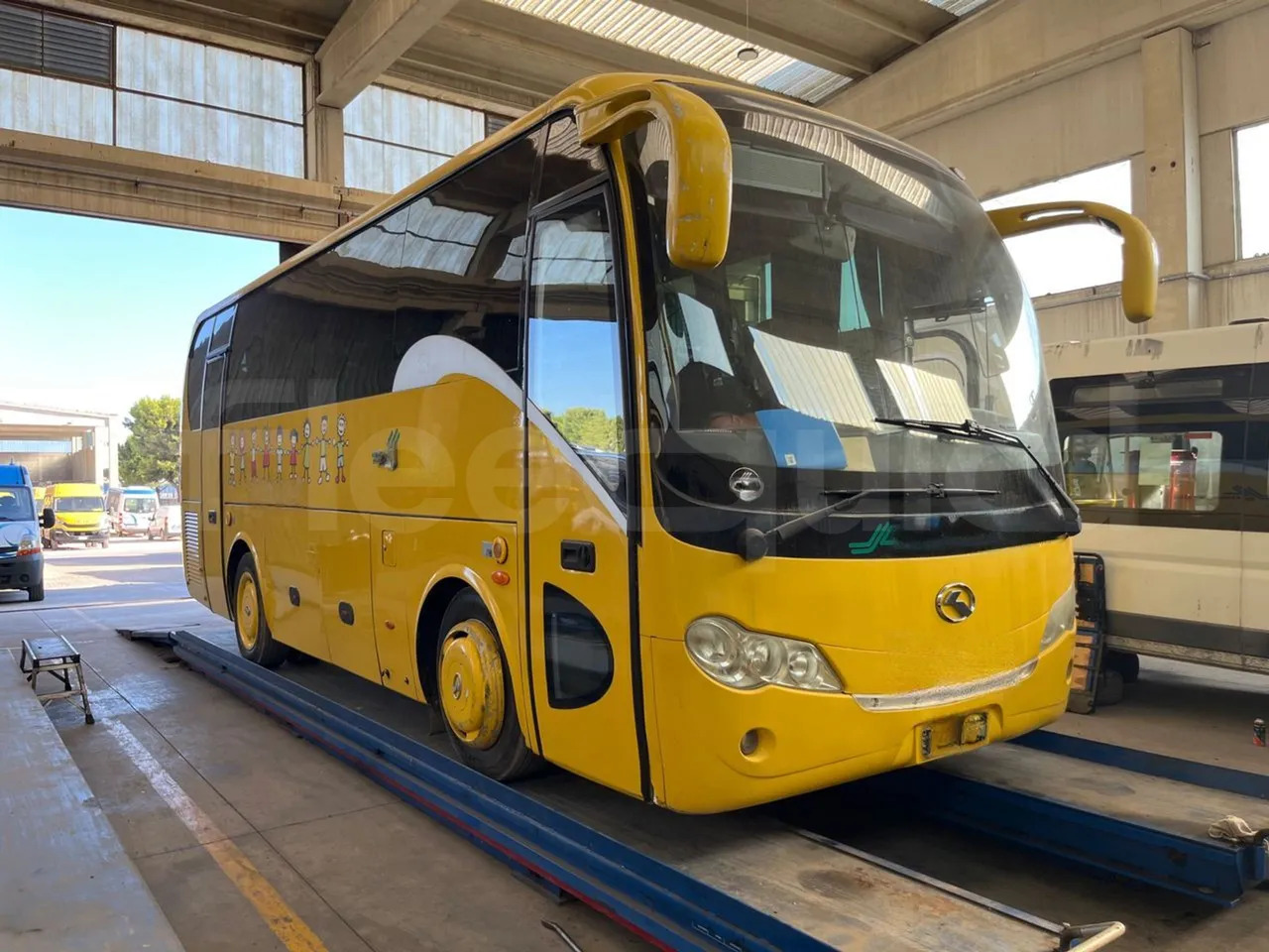 King Long XMQ6800 - Scuolabus: foto 1 King Long XMQ6800 - Scuolabus: foto 1