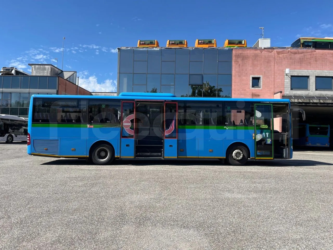 Leasing di  Mercedes-Benz Integro Mercedes-Benz Integro: foto 14 Leasing di  Mercedes-Benz Integro Mercedes-Benz Integro: foto 14