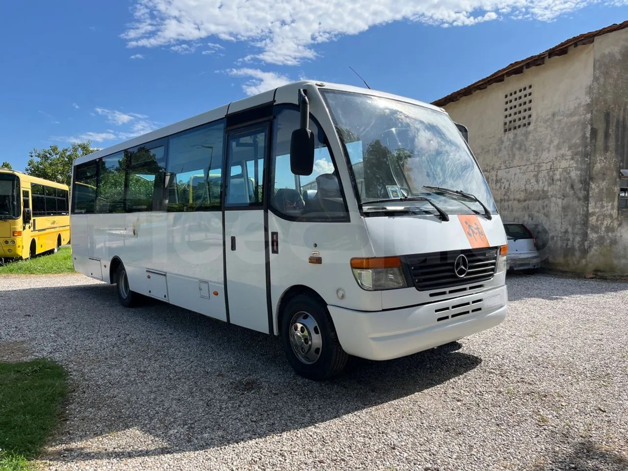 Mercedes-Benz Vario - Scuolabus: foto 1 Mercedes-Benz Vario - Scuolabus: foto 1