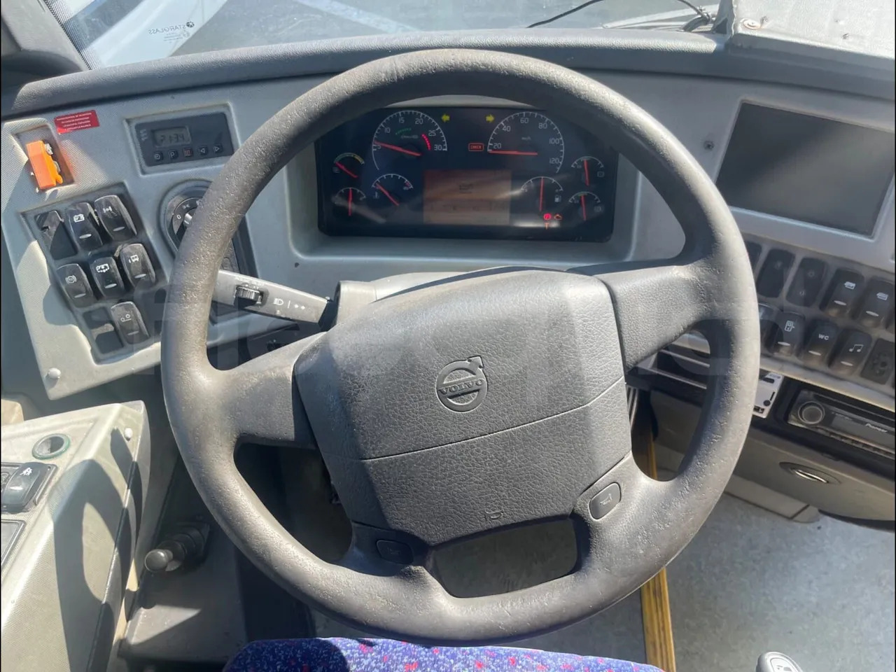 Volvo B12B - Pullman: foto 2 Volvo B12B - Pullman: foto 2