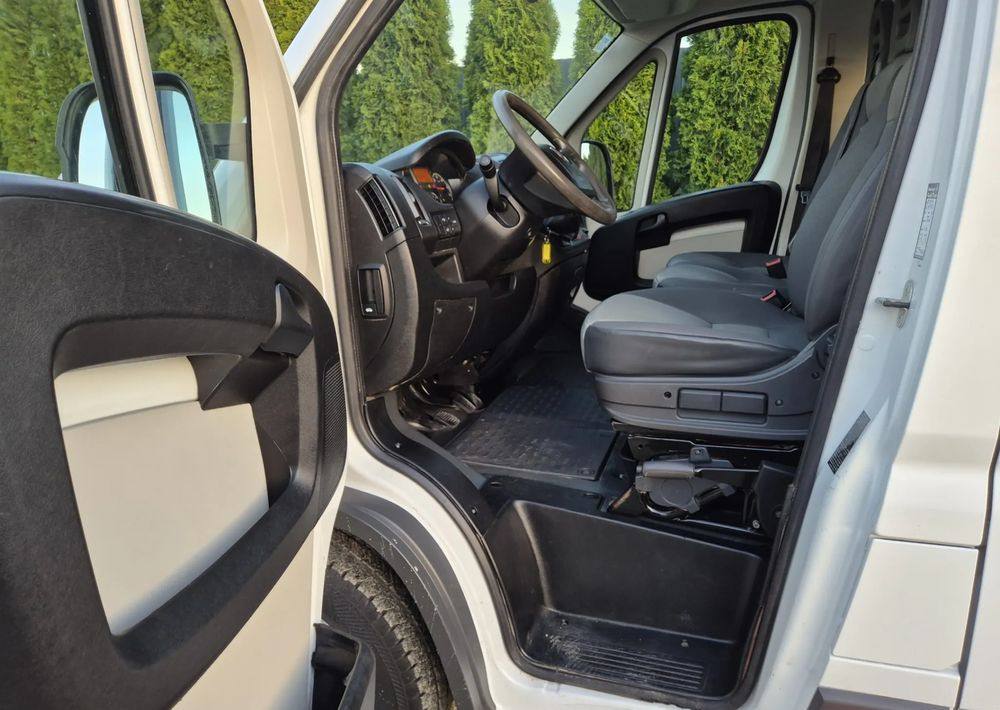 Fiat DUCATO 2.3 150KM / - Furgone doppia cabina: foto 4 Fiat DUCATO 2.3 150KM / - Furgone doppia cabina: foto 4