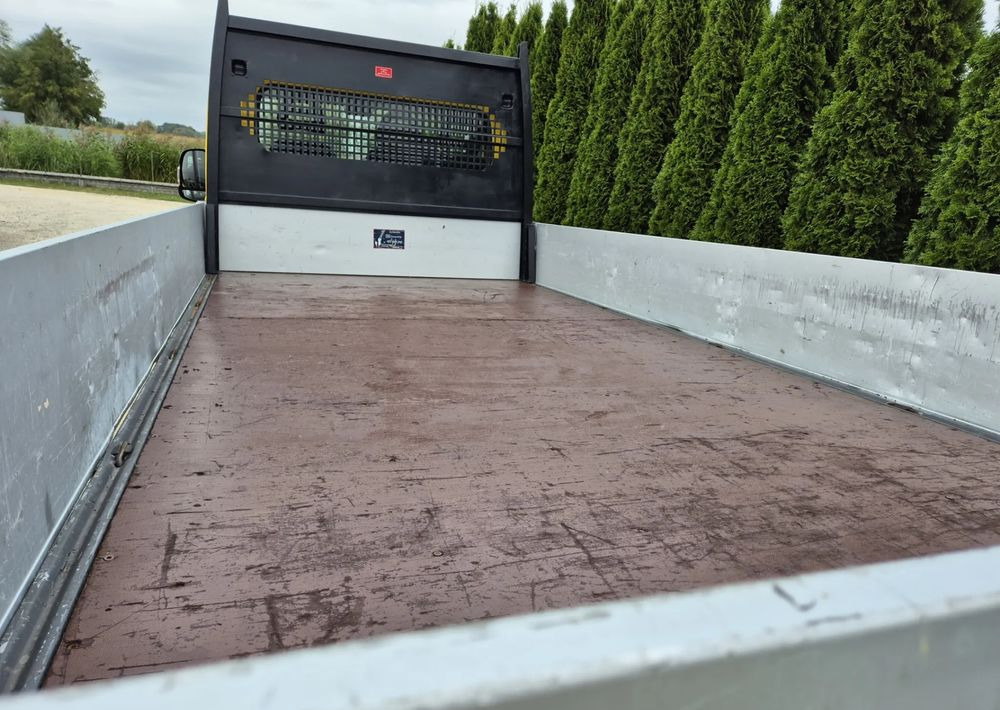 Fiat Ducato 2.3 130KM - Furgone con cassone fisso: foto 4 Fiat Ducato 2.3 130KM - Furgone con cassone fisso: foto 4