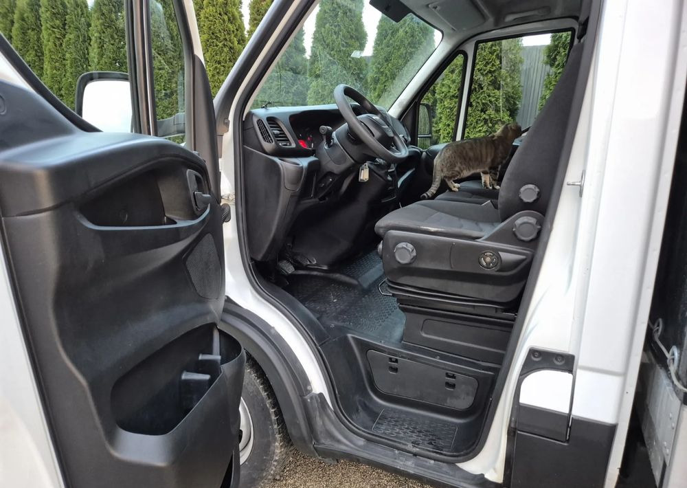 Iveco 35C14 - Furgone con cassone fisso: foto 5 Iveco 35C14 - Furgone con cassone fisso: foto 5