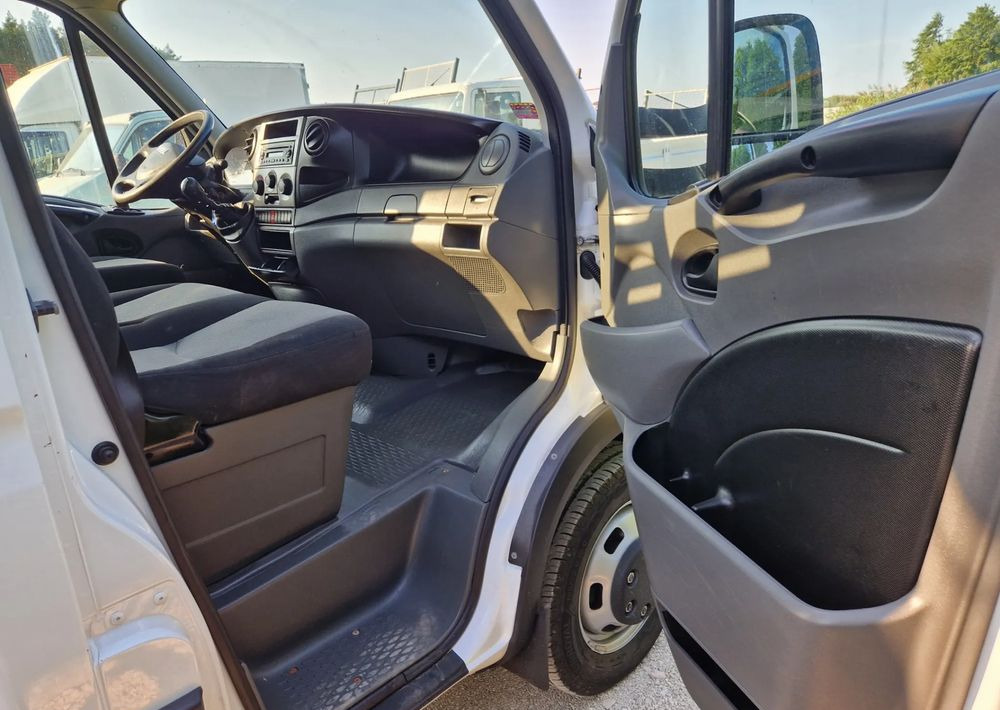 Furgone ribaltabile Iveco 35C15 3.0: foto 7