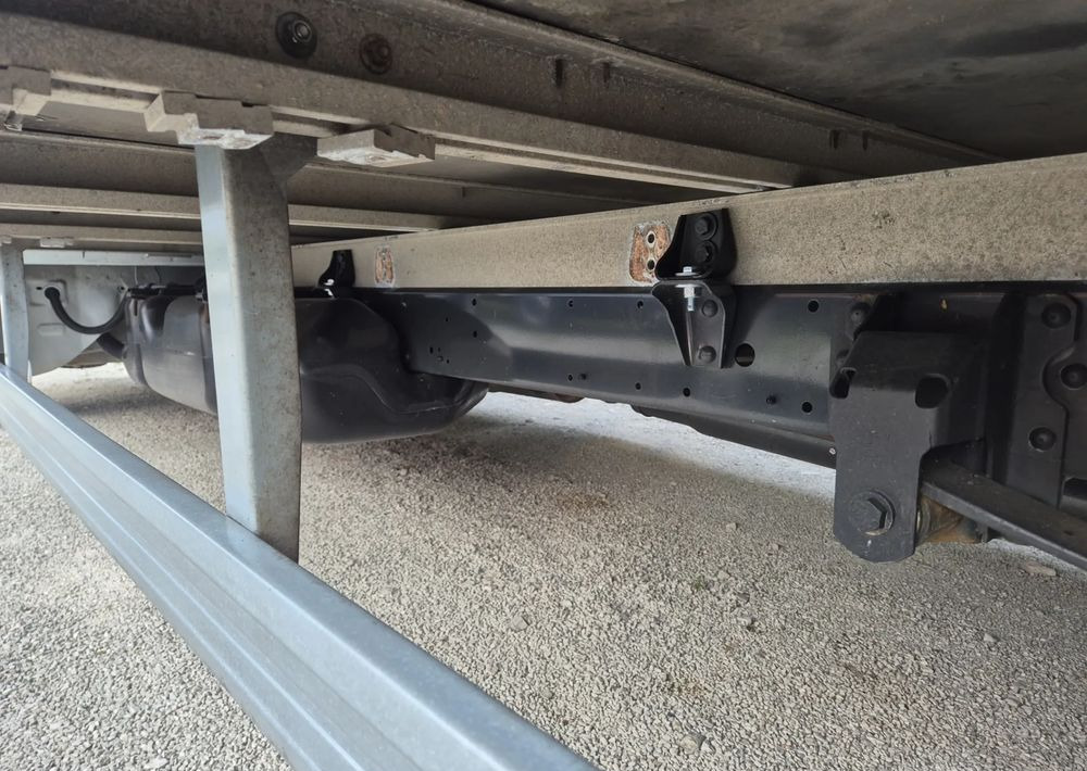 Iveco 35s14  140KM - Furgone centinato: foto 5 Iveco 35s14  140KM - Furgone centinato: foto 5