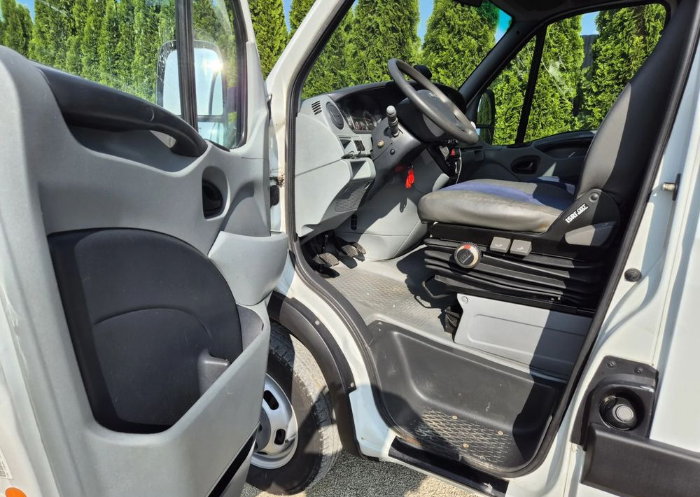 Iveco 50C15 3.0 150KM 35c15 - Furgone ribaltabile: foto 5 Iveco 50C15 3.0 150KM 35c15 - Furgone ribaltabile: foto 5