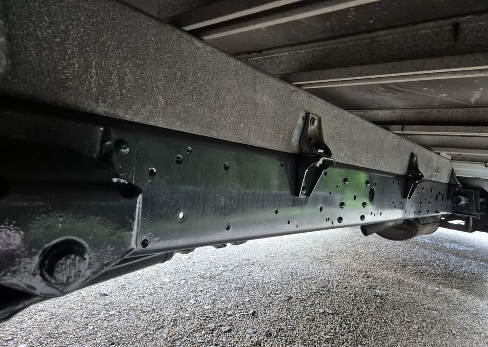 Iveco 70C17 3.0 170KM Skrzyniowy - Furgone centinato: foto 5 Iveco 70C17 3.0 170KM Skrzyniowy - Furgone centinato: foto 5