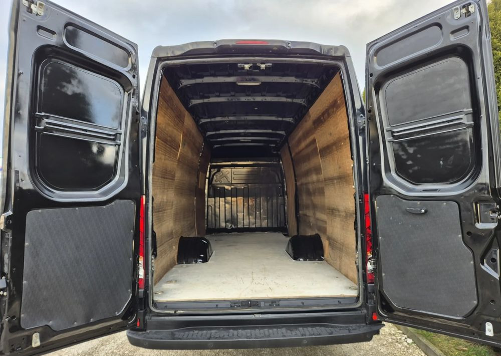 Iveco Iveco 35C18 3.0 180KM - Furgone chiuso: foto 4 Iveco Iveco 35C18 3.0 180KM - Furgone chiuso: foto 4