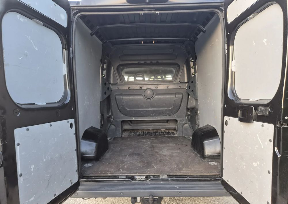 Peugeot Boxer 2.2 130KM Dubel kabina - Furgone chiuso: foto 4 Peugeot Boxer 2.2 130KM Dubel kabina - Furgone chiuso: foto 4