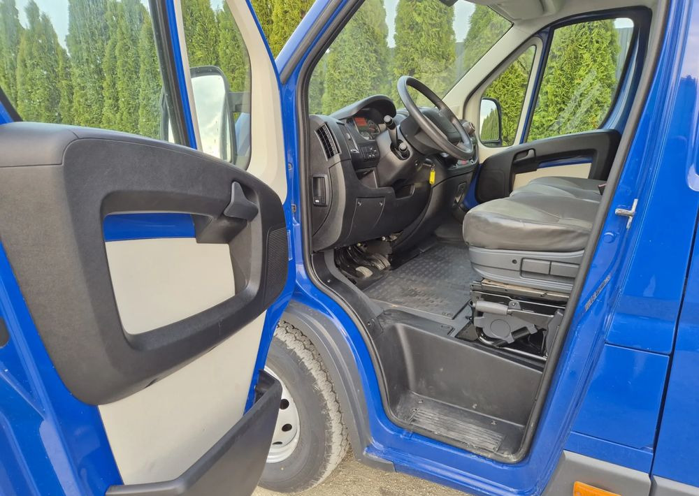 Peugeot Boxer 2.2 150KM brygadówka Maxi wzmocniony koła 16 cali Dubel - Furgone doppia cabina: foto 5 Peugeot Boxer 2.2 150KM brygadówka Maxi wzmocniony koła 16 cali Dubel - Furgone doppia cabina: foto 5