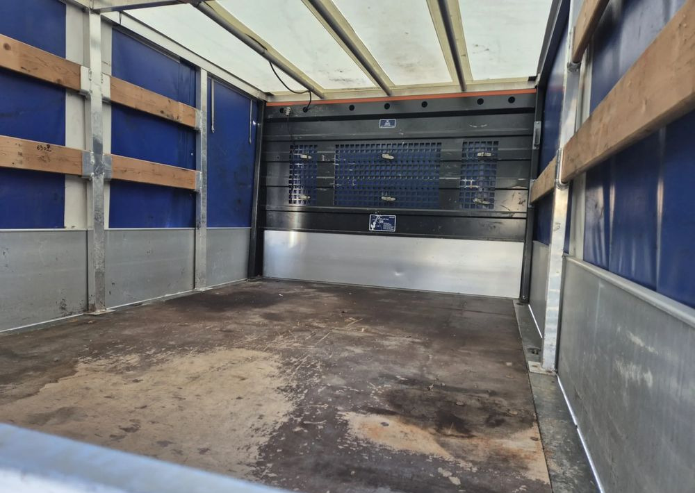 Renault MASTER 2.3 MAXI - Furgone doppia cabina: foto 4 Renault MASTER 2.3 MAXI - Furgone doppia cabina: foto 4