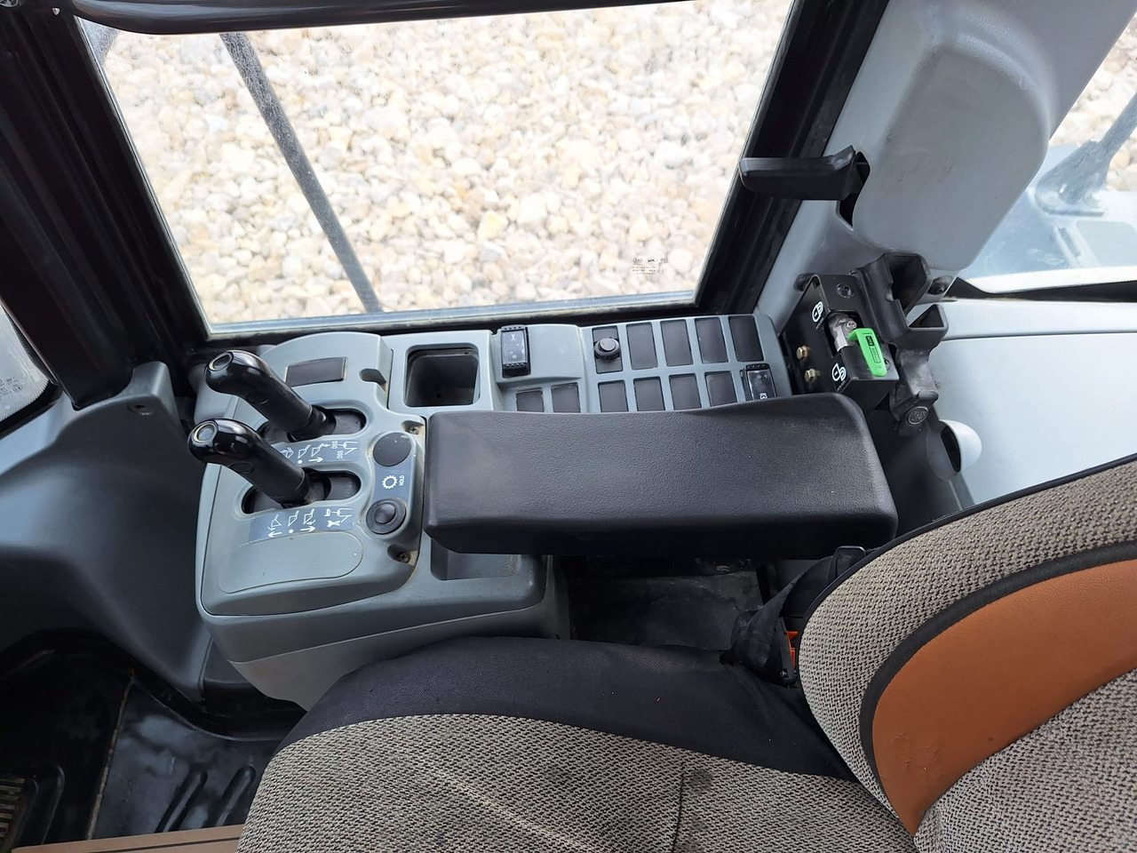 Pala gommata HITACHI ZW 310-5A: foto 22