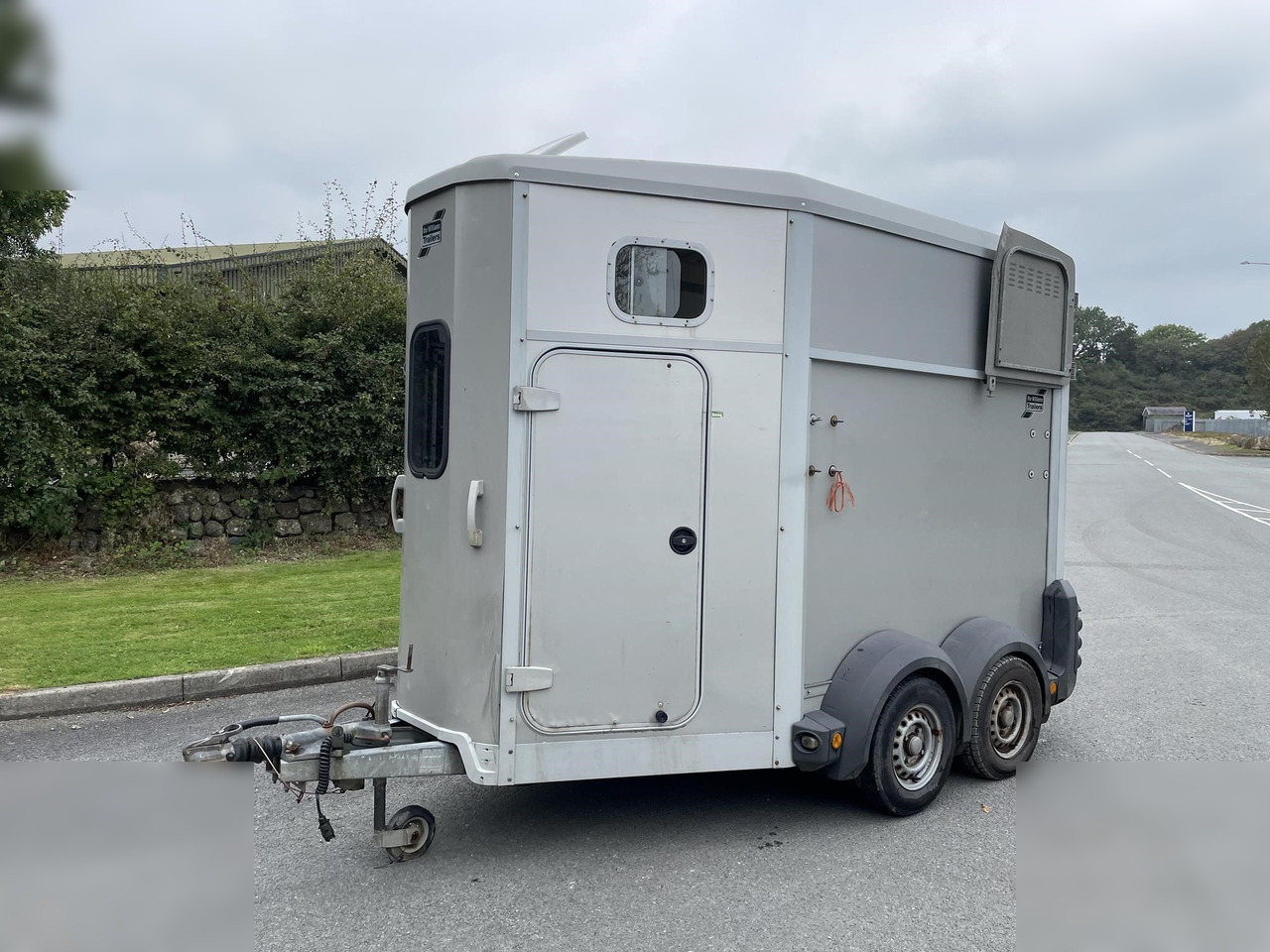 2012 IFOR WILLIAMS HB506 - Trailer trasporto cavalli: foto 1 2012 IFOR WILLIAMS HB506 - Trailer trasporto cavalli: foto 1