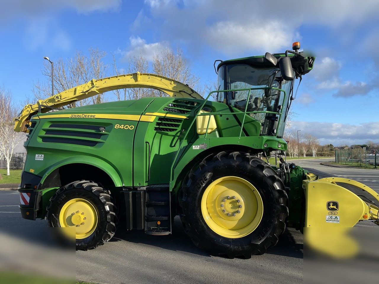 2018 JOHN DEERE 8400 - Trincia: foto 1 2018 JOHN DEERE 8400 - Trincia: foto 1