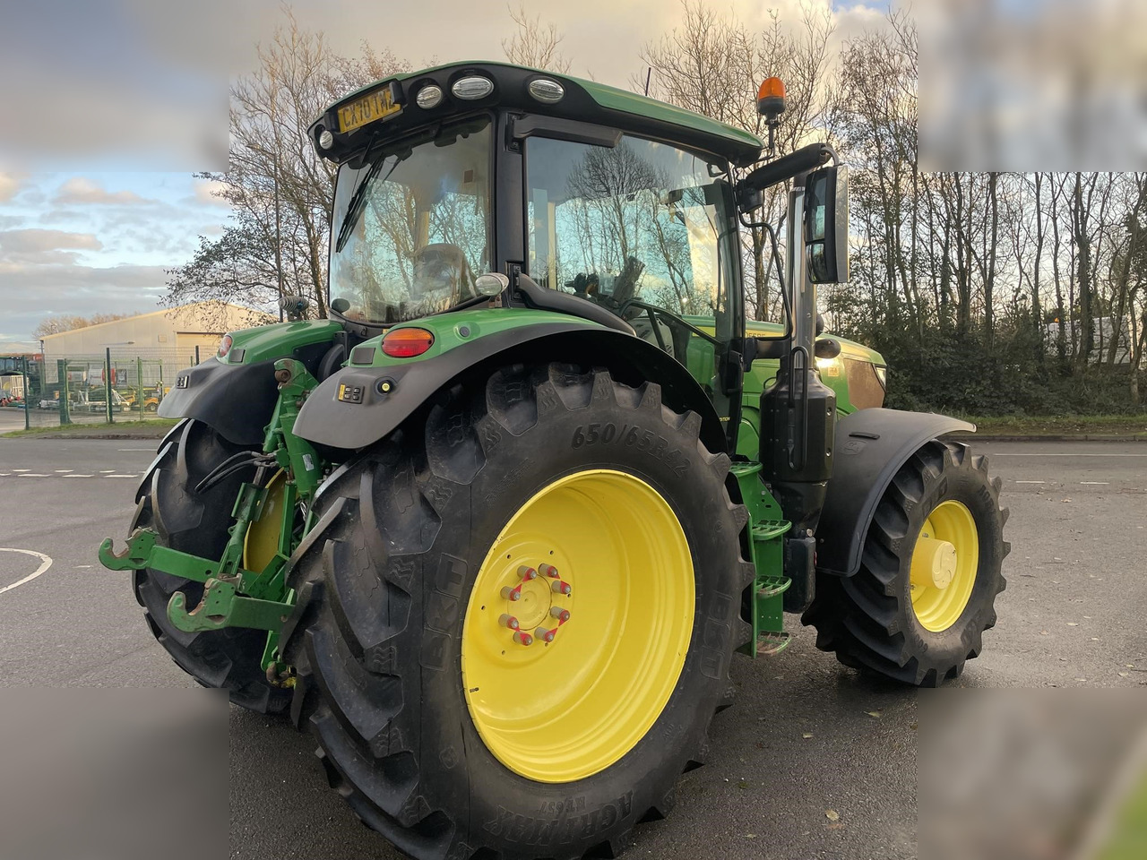 2020 JOHN DEERE 6155R - Trattore: foto 5 2020 JOHN DEERE 6155R - Trattore: foto 5
