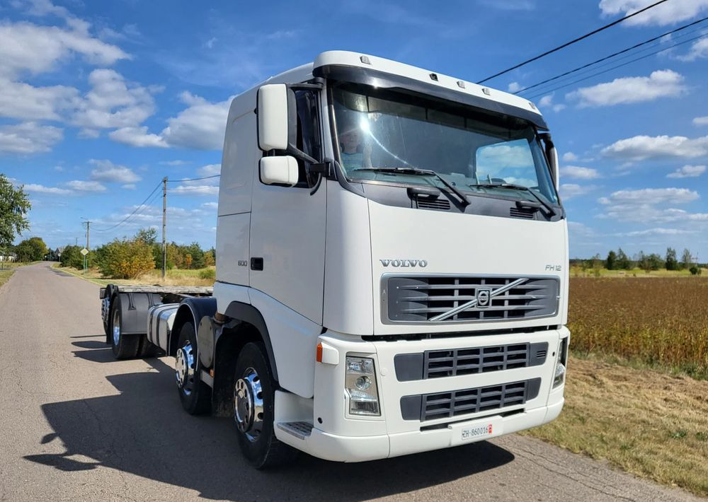 Volvo FH 500 8x2 - Autocarro telaio: foto 2 Volvo FH 500 8x2 - Autocarro telaio: foto 2