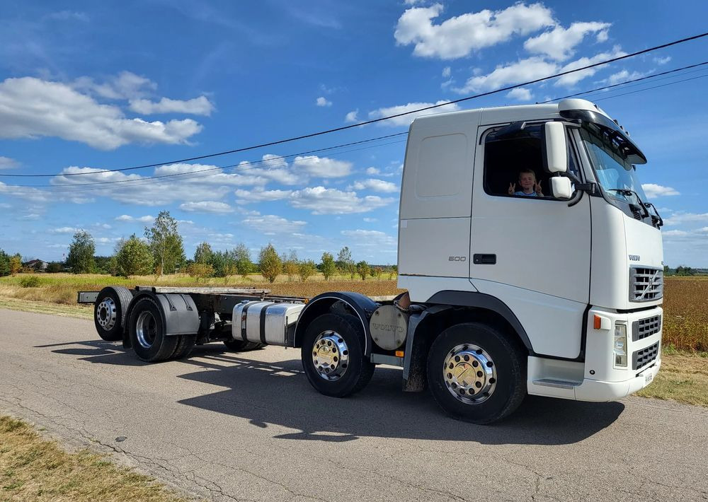 Volvo FH 500 8x2 - Autocarro telaio: foto 1 Volvo FH 500 8x2 - Autocarro telaio: foto 1