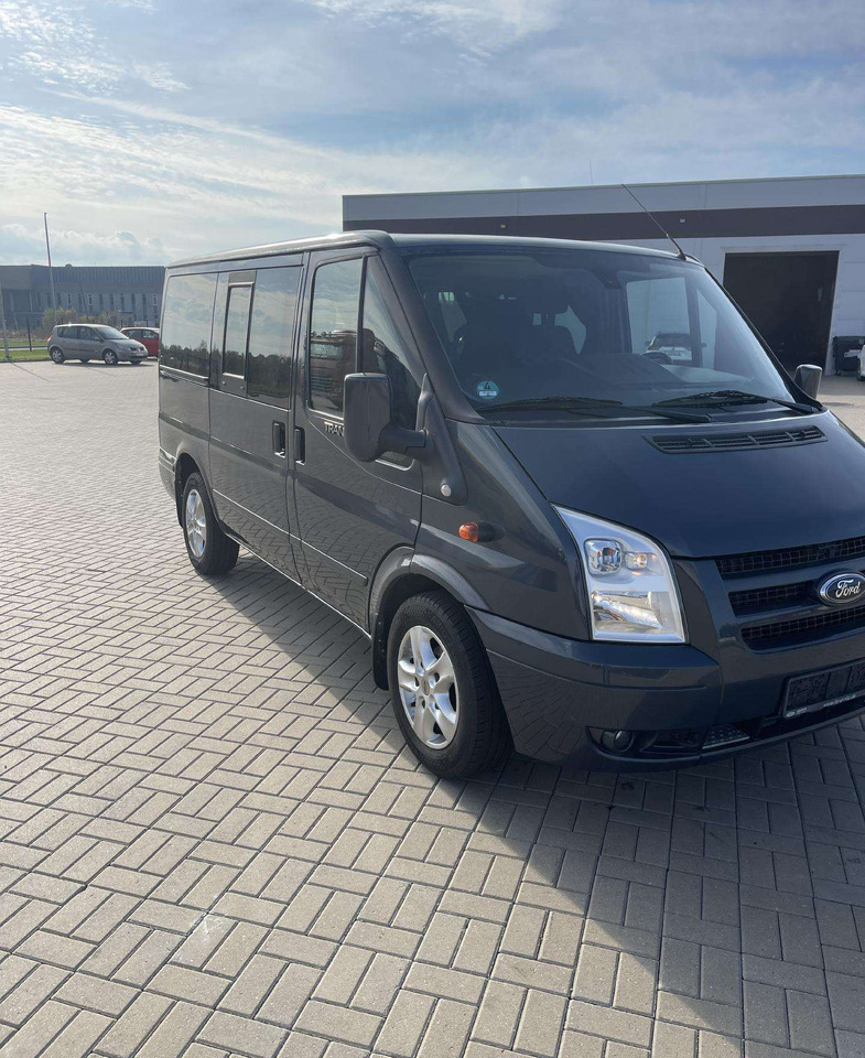 Ford Transit - Minibus, Pulmino: foto 2 Ford Transit - Minibus, Pulmino: foto 2