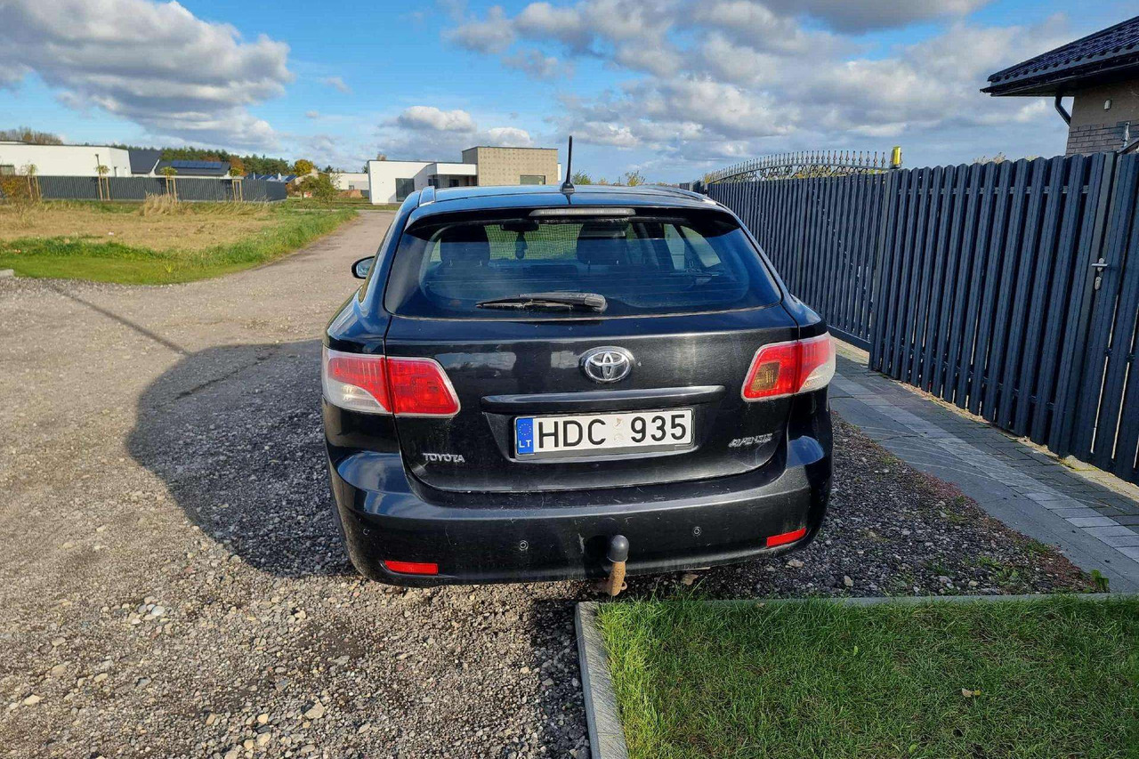 Toyota Avensis - Station wagon: foto 4 Toyota Avensis - Station wagon: foto 4