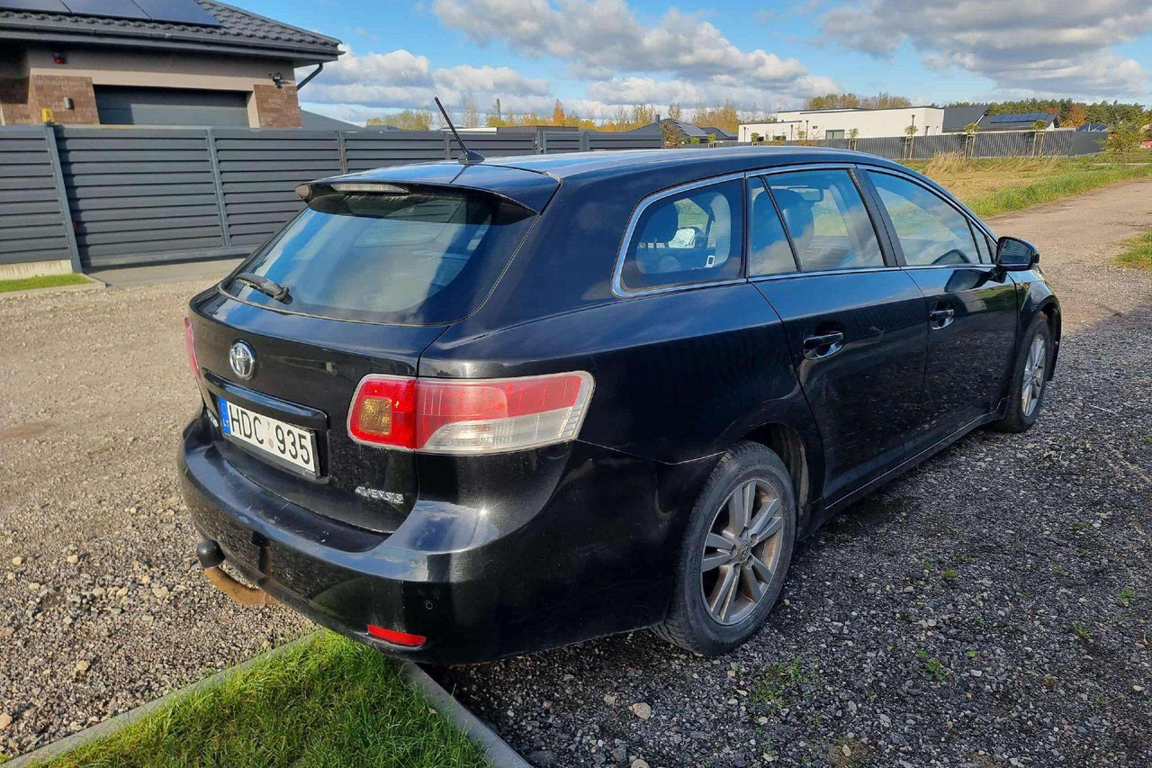 Toyota Avensis - Station wagon: foto 5 Toyota Avensis - Station wagon: foto 5