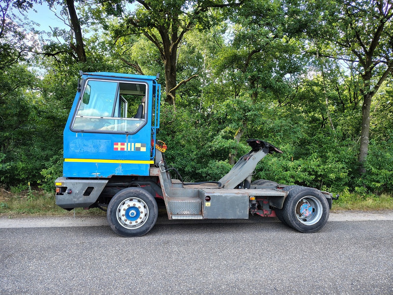 Terberg Yt180 - Trattore terminale: foto 2 Terberg Yt180 - Trattore terminale: foto 2