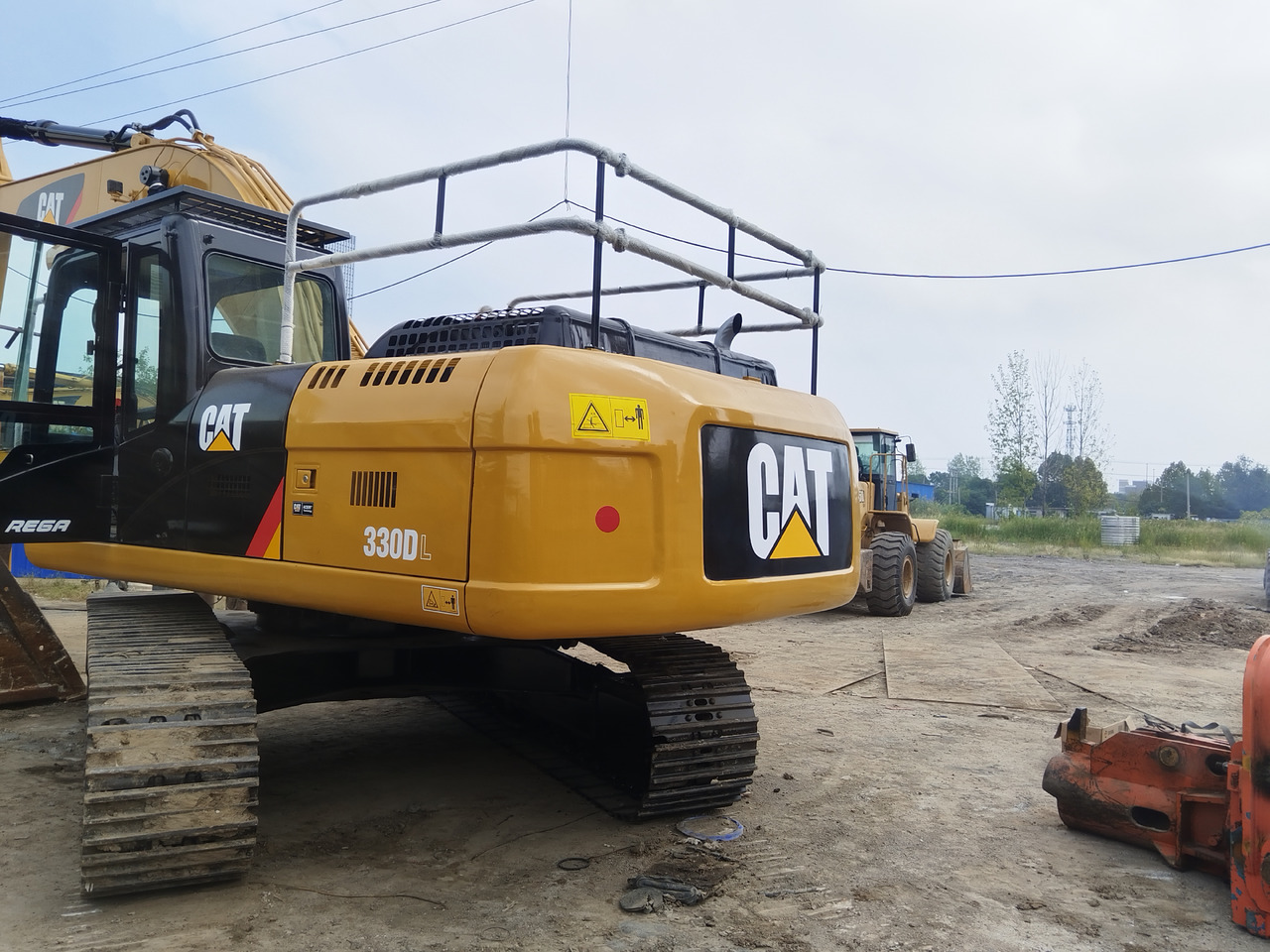 CATERPILLAR 330DL - Escavatore cingolato: foto 4 CATERPILLAR 330DL - Escavatore cingolato: foto 4