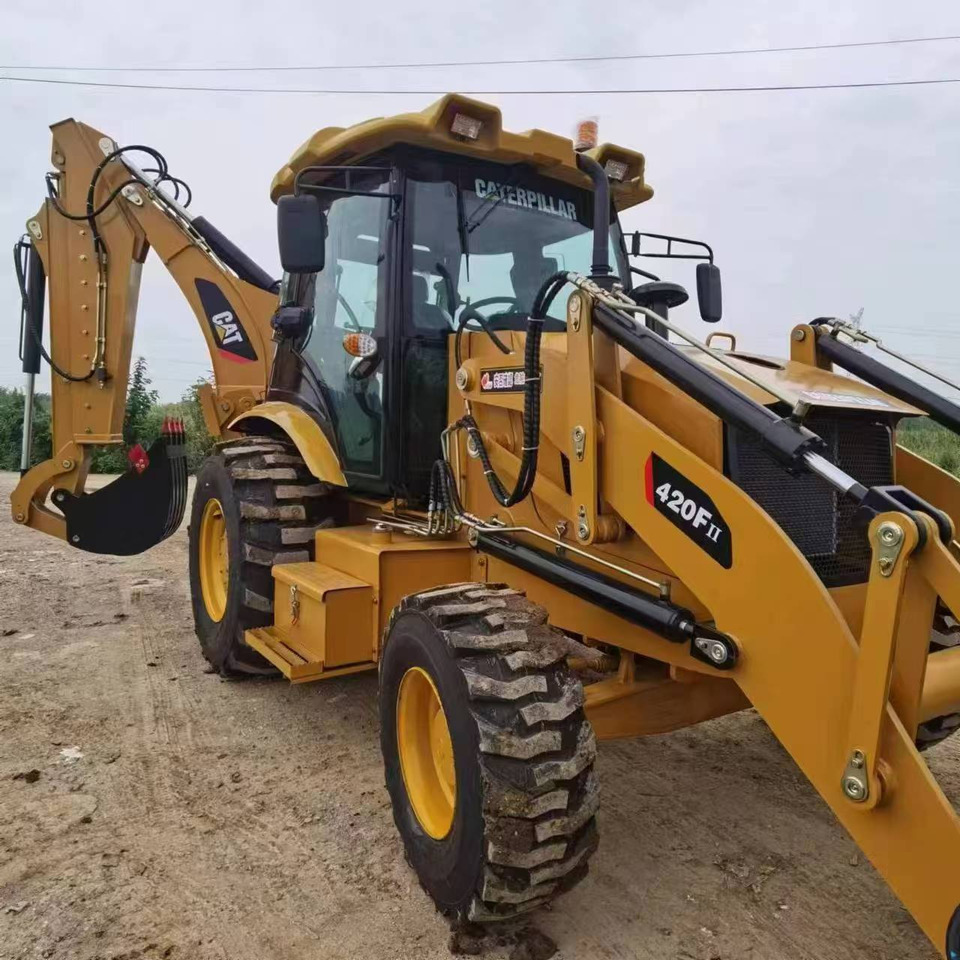 CATERPILLAR 420F backhoe loader stock new low hour jcb TLB - Terna: foto 2 CATERPILLAR 420F backhoe loader stock new low hour jcb TLB - Terna: foto 2
