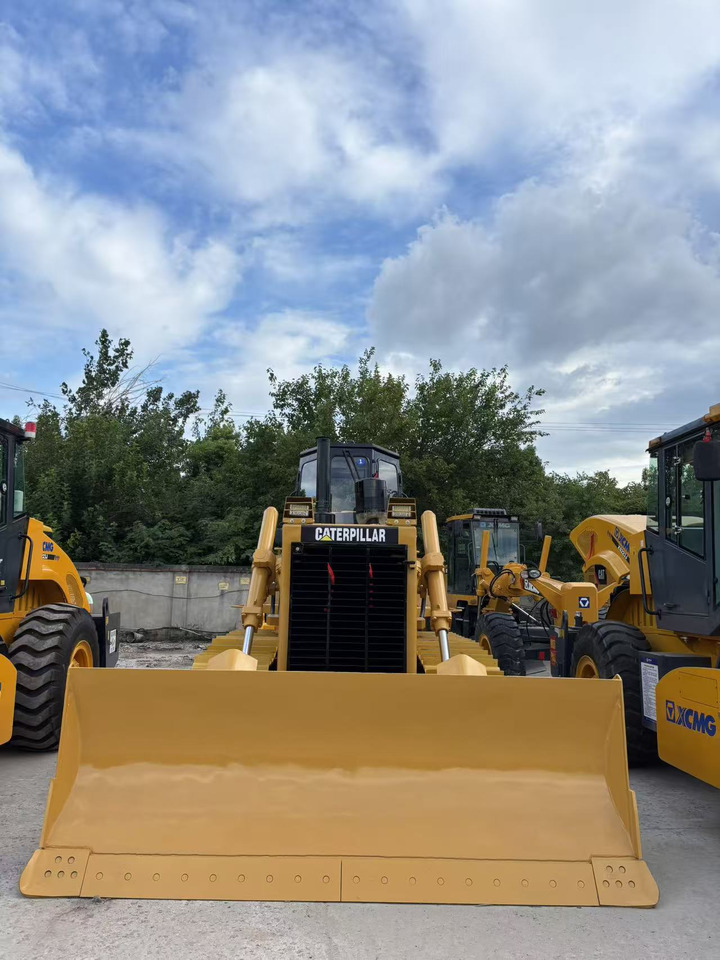CATERPILLAR D6G caterpillar USA brand Heavy Duty Bulldozer For Mining & Road Construction - Bulldozer: foto 2 CATERPILLAR D6G caterpillar USA brand Heavy Duty Bulldozer For Mining & Road Construction - Bulldozer: foto 2