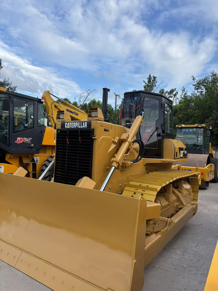CATERPILLAR D6G caterpillar USA brand Heavy Duty Bulldozer For Mining & Road Construction - Bulldozer: foto 1 CATERPILLAR D6G caterpillar USA brand Heavy Duty Bulldozer For Mining & Road Construction - Bulldozer: foto 1
