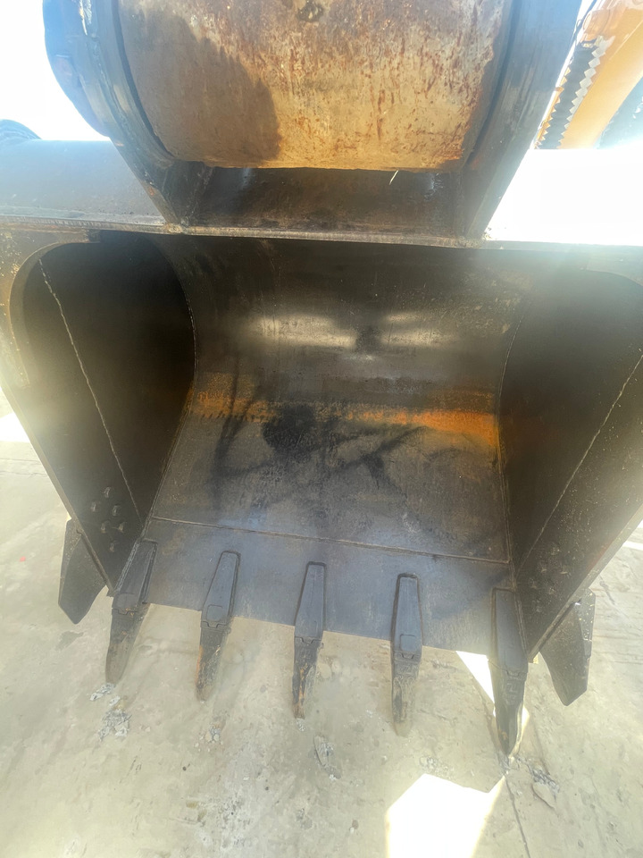 HITACHI ZX350 crawler excavator low hours excellent condition well maintained - Escavatore cingolato: foto 5 HITACHI ZX350 crawler excavator low hours excellent condition well maintained - Escavatore cingolato: foto 5