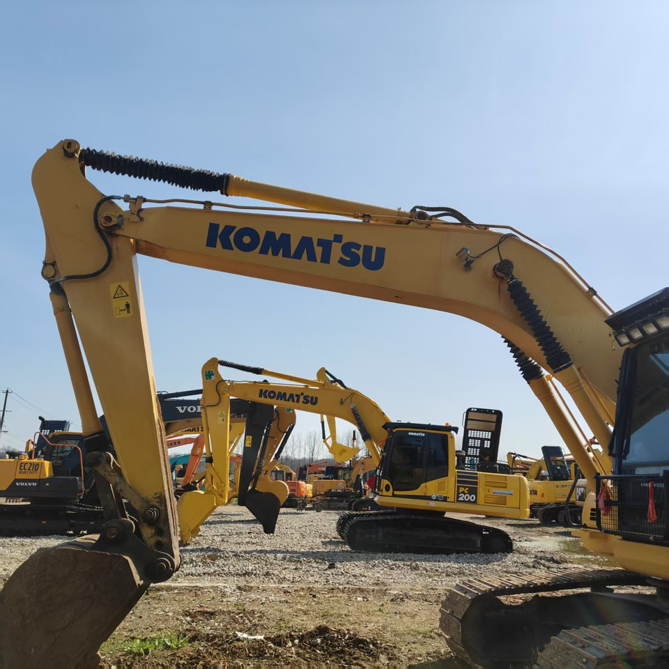 KOMATSU pc200 hot sale 20 tons excavator japan brand - Escavatore cingolato: foto 3 KOMATSU pc200 hot sale 20 tons excavator japan brand - Escavatore cingolato: foto 3
