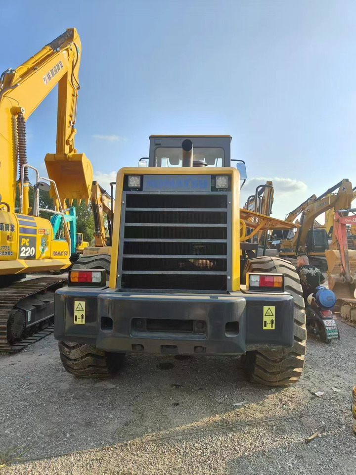 KOMATSU wa380 Low hours, direct supply from the source, lower prices - Pala gommata: foto 2 KOMATSU wa380 Low hours, direct supply from the source, lower prices - Pala gommata: foto 2