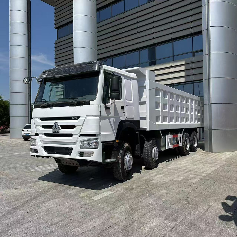 SINOTRUK howo 371 8x4 dump truck - Dumper: foto 1 SINOTRUK howo 371 8x4 dump truck - Dumper: foto 1