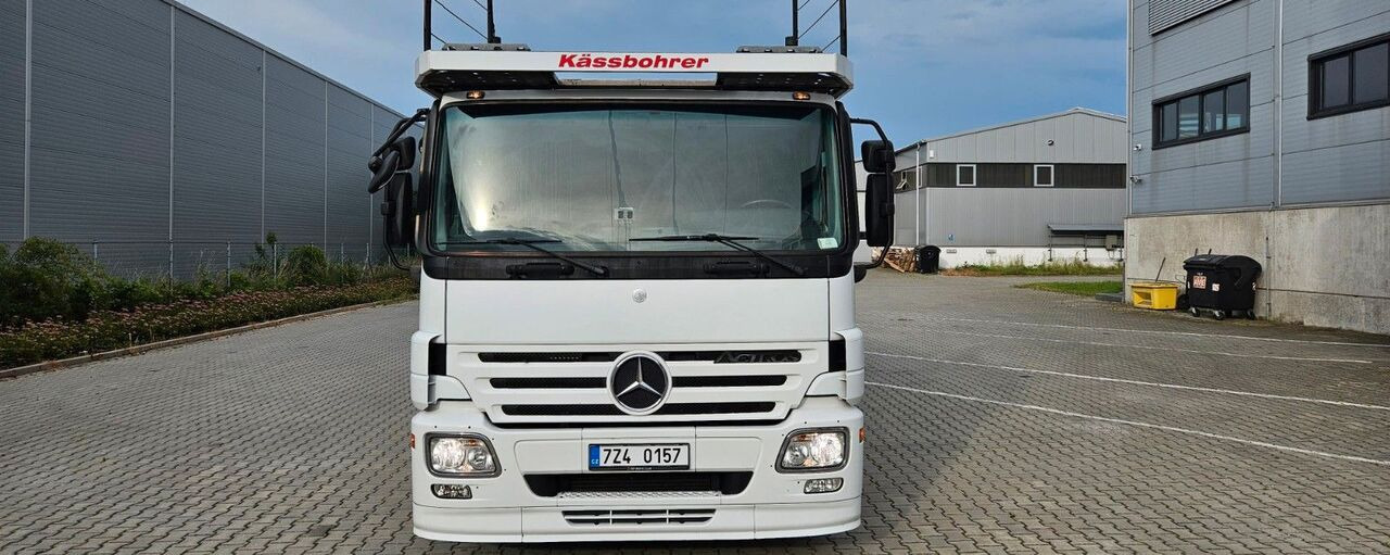 MERCEDES-BENZ Actros 1846 - Camion bisarca: foto 2 MERCEDES-BENZ Actros 1846 - Camion bisarca: foto 2