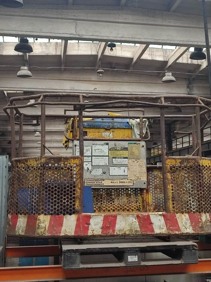 Aichi SR 182 - Piattaforma telescopica: foto 5 Aichi SR 182 - Piattaforma telescopica: foto 5