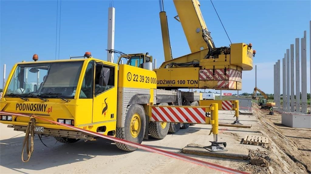 Demag AC-100/5 - Gru multistrada: foto 2 Demag AC-100/5 - Gru multistrada: foto 2
