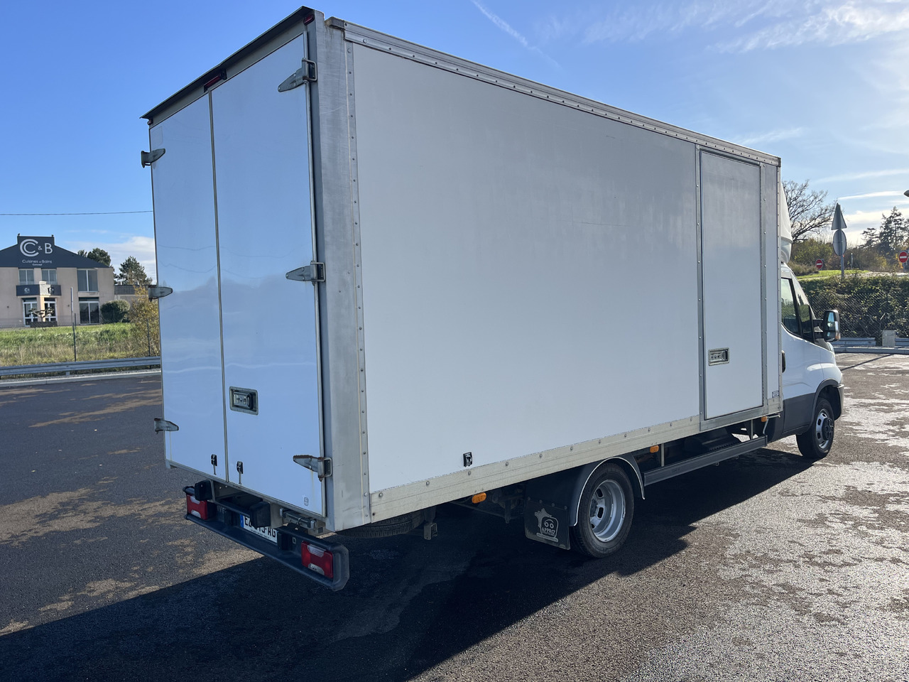 IVECO DAILY - Furgone box: foto 3 IVECO DAILY - Furgone box: foto 3