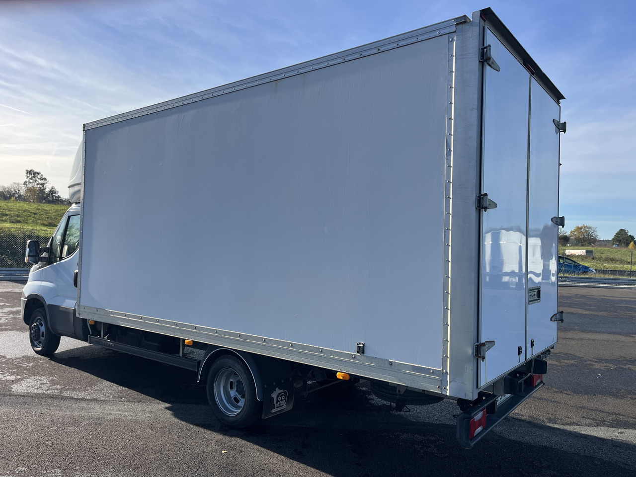 IVECO DAILY - Furgone box: foto 4 IVECO DAILY - Furgone box: foto 4