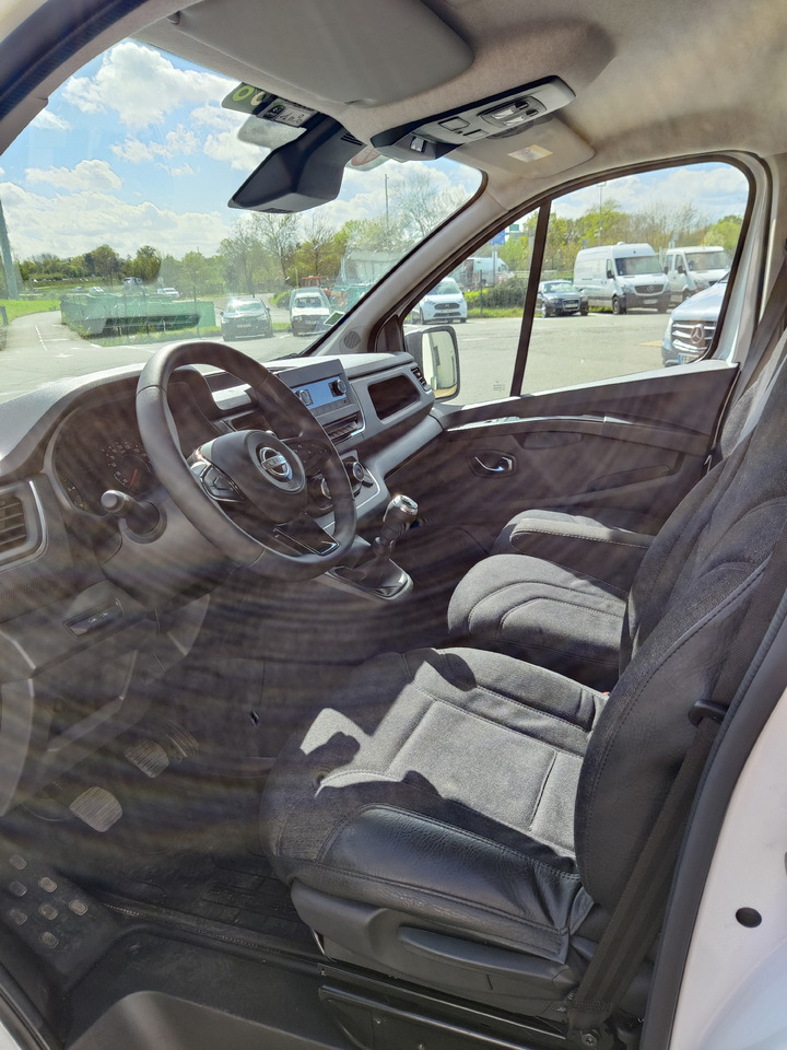 Furgone chiuso NISSAN Primastar NV300 2.0DCI130 Acenta L1H1: foto 6