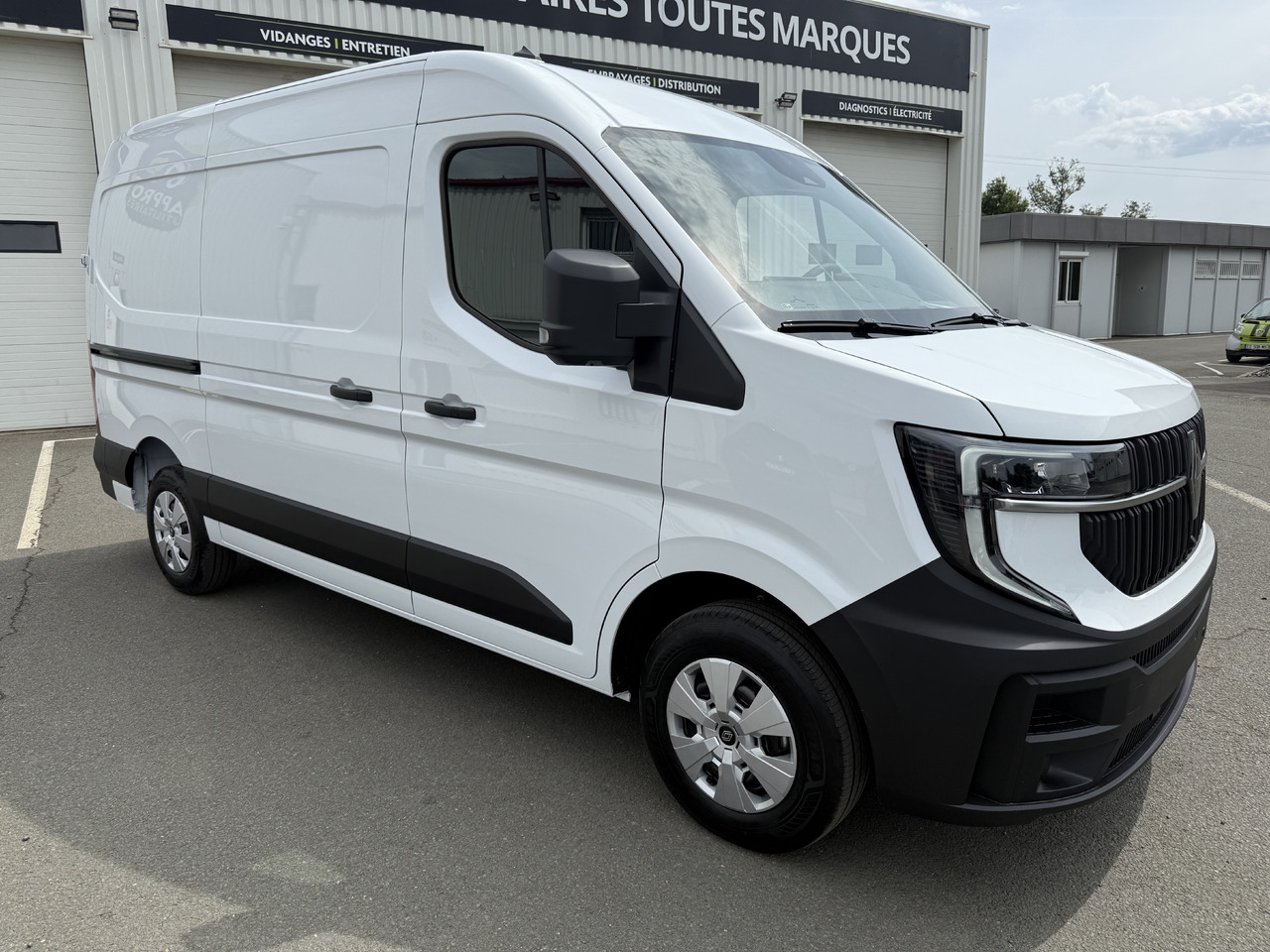 RENAULT MASTER 3T5 L2H2 EXTRA 2.0DCI150 - Furgone chiuso: foto 1 RENAULT MASTER 3T5 L2H2 EXTRA 2.0DCI150 - Furgone chiuso: foto 1
