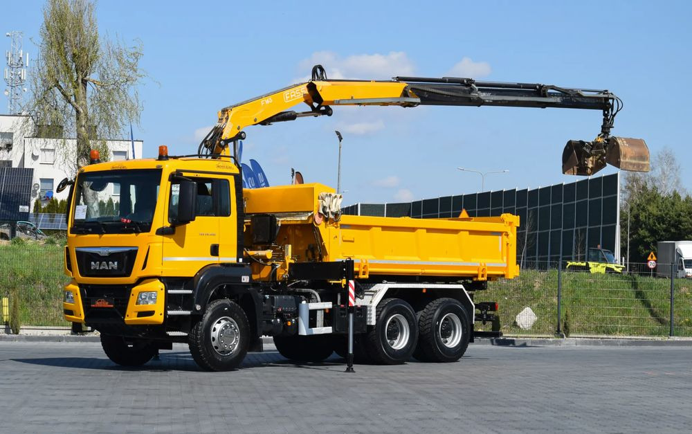 MAN TGS 26.400 / 6x4 / EURO 6 / UDT / HDS FASSI 165 / WYSUW x3 / ROTATOR / CHWYTAK / STEROWANIE RADIOWE / WZMOCNIONA RAMA / WYWROTKA / HYDROBURTA / AUTOMAT / 2017 / NOWE OPONY - 100% / NISKI PRZEBIEG - Altra macchina: foto 1 MAN TGS 26.400 / 6x4 / EURO 6 / UDT / HDS FASSI 165 / WYSUW x3 / ROTATOR / CHWYTAK / STEROWANIE RADIOWE / WZMOCNIONA RAMA / WYWROTKA / HYDROBURTA / AUTOMAT / 2017 / NOWE OPONY - 100% / NISKI PRZEBIEG - Altra macchina: foto 1