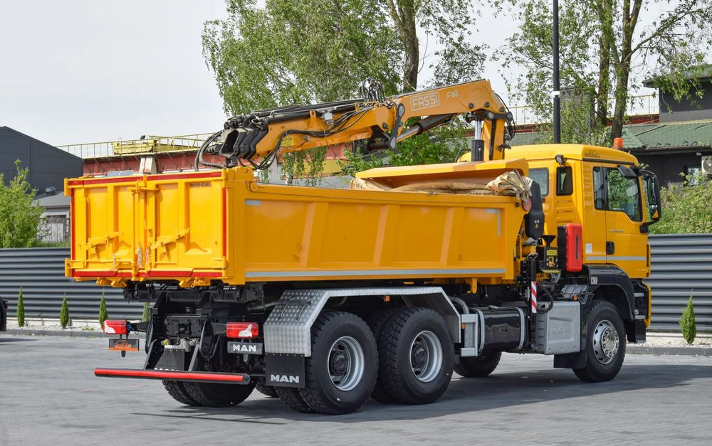 MAN TGS 26.400 / 6x4 / EURO 6 / UDT / HDS FASSI 165 / WYSUW x3 / ROTATOR / CHWYTAK / STEROWANIE RADIOWE / WZMOCNIONA RAMA / WYWROTKA / HYDROBURTA / AUTOMAT / 2017 / NOWE OPONY - 100% / NISKI PRZEBIEG - Autocarro ribaltabile, Camion con gru: foto 5 MAN TGS 26.400 / 6x4 / EURO 6 / UDT / HDS FASSI 165 / WYSUW x3 / ROTATOR / CHWYTAK / STEROWANIE RADIOWE / WZMOCNIONA RAMA / WYWROTKA / HYDROBURTA / AUTOMAT / 2017 / NOWE OPONY - 100% / NISKI PRZEBIEG - Autocarro ribaltabile, Camion con gru: foto 5