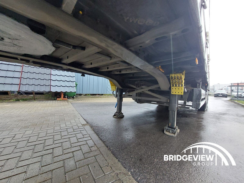 Semirimorchio centinato Schmitz Cargobull SCB*S3T: foto 13 Semirimorchio centinato Schmitz Cargobull SCB*S3T: foto 13