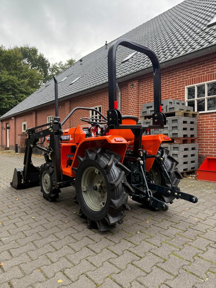 Kleintrakor Kubota B1402DT mit Frontlader ab 125 € pro Monat. - Trattore piccolo: foto 3 Kleintrakor Kubota B1402DT mit Frontlader ab 125 € pro Monat. - Trattore piccolo: foto 3
