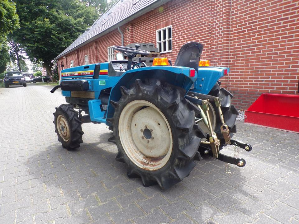 Kleintraktor Mitsubishi MT1601D - Trattore piccolo: foto 3 Kleintraktor Mitsubishi MT1601D - Trattore piccolo: foto 3